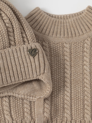 Комплект вязаный для девочки, артикул: КВ 22013/ш, цвет: бежевый - 2 фото